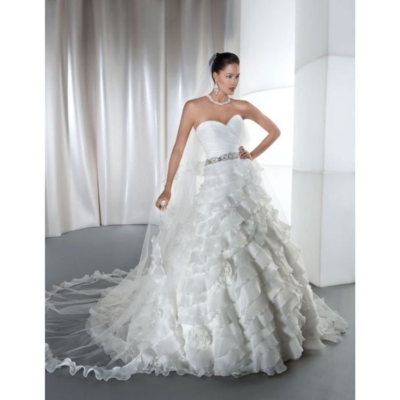 Demetrios Strapless Wedding Dress IL-3195 Illusions Discount Designer Dress - Picture 1 of 10